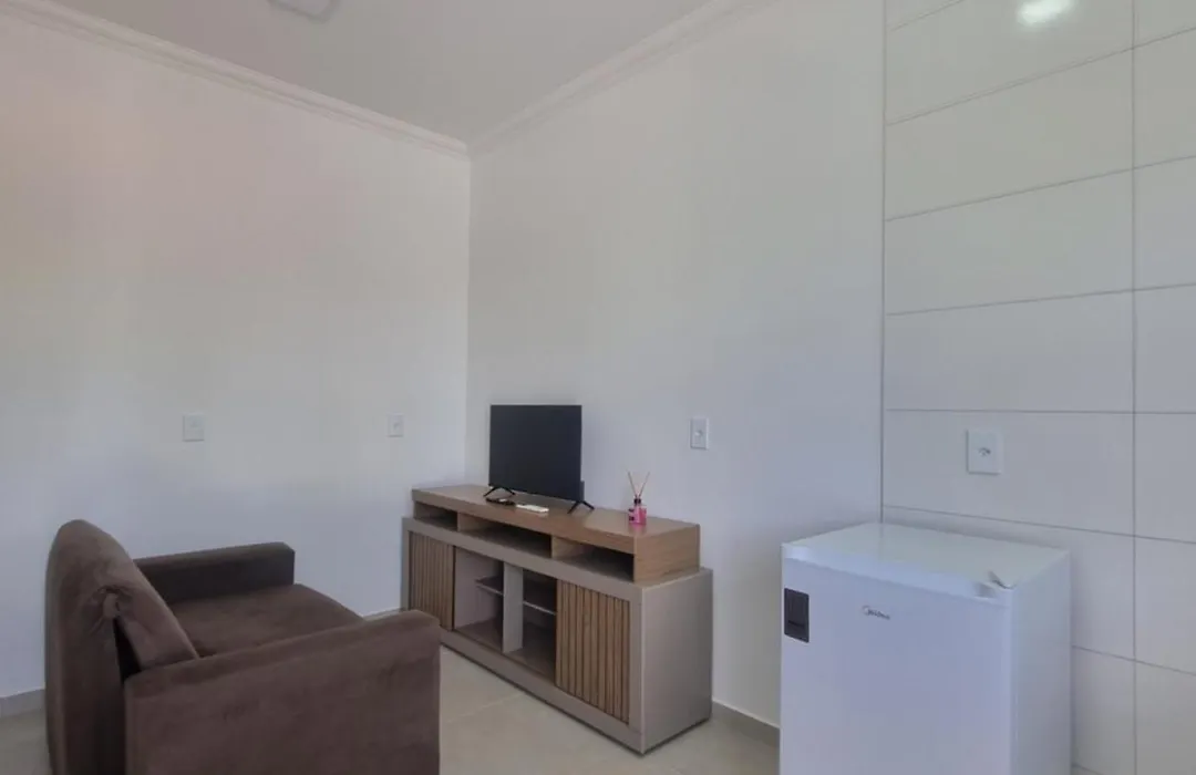 Flat Praia Dourada 6-1